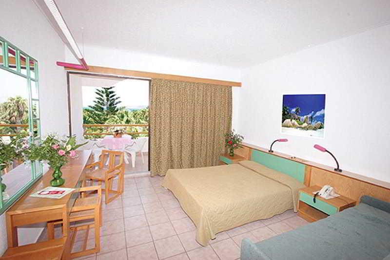 Tigaki Beach Hotel מראה חיצוני תמונה