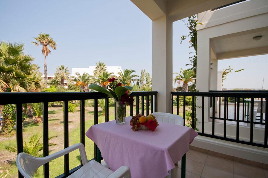 Tigaki Beach Hotel מראה חיצוני תמונה